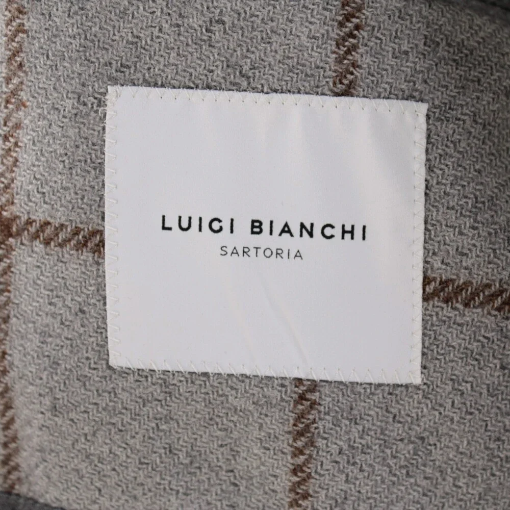 Luigi Bianchi Sartoria sleeve shoulder